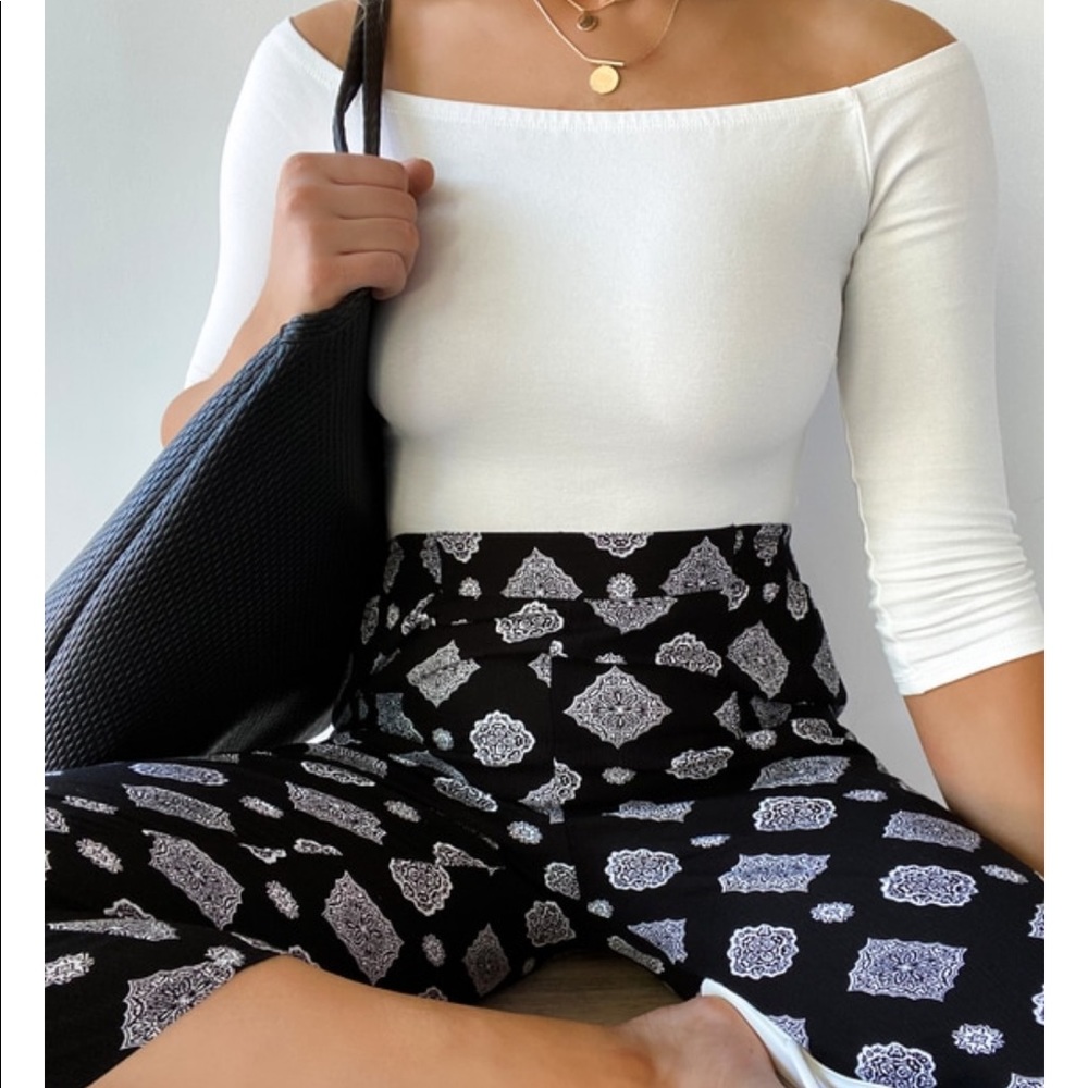 Lulu’s Berlin black print pants